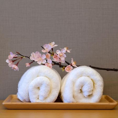 Cherry Blooming Tokyo- All Suite Boutique Hotel 东京伊樱里-中央区全套房艺术酒店 Экстерьер фото