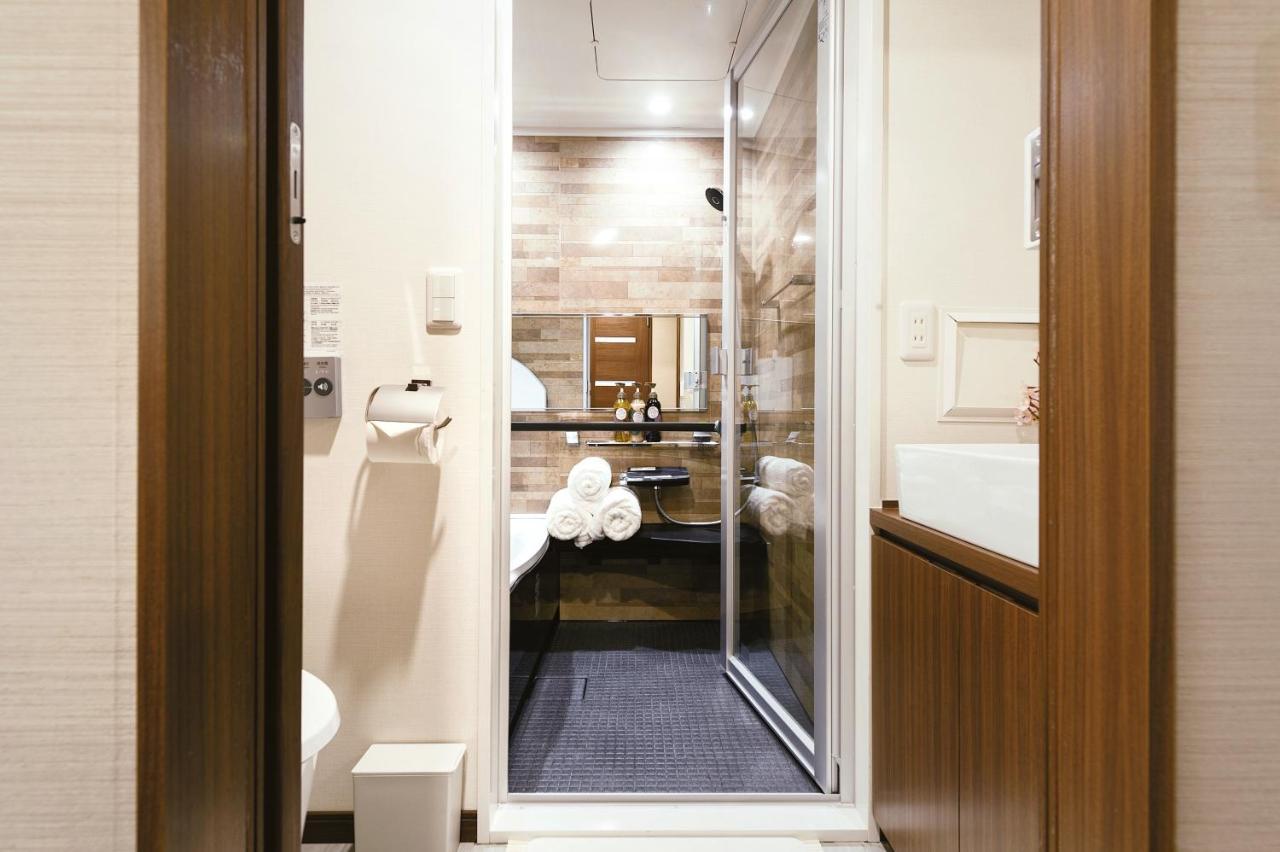 Cherry Blooming Tokyo- All Suite Boutique Hotel 东京伊樱里-中央区全套房艺术酒店 Экстерьер фото