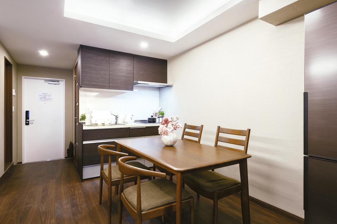 Cherry Blooming Tokyo- All Suite Boutique Hotel 东京伊樱里-中央区全套房艺术酒店 Экстерьер фото
